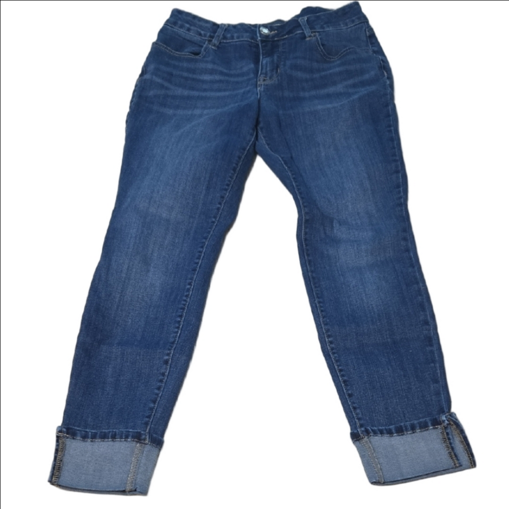 ♡Maurices Dark Blue Cropped Jeans Medium